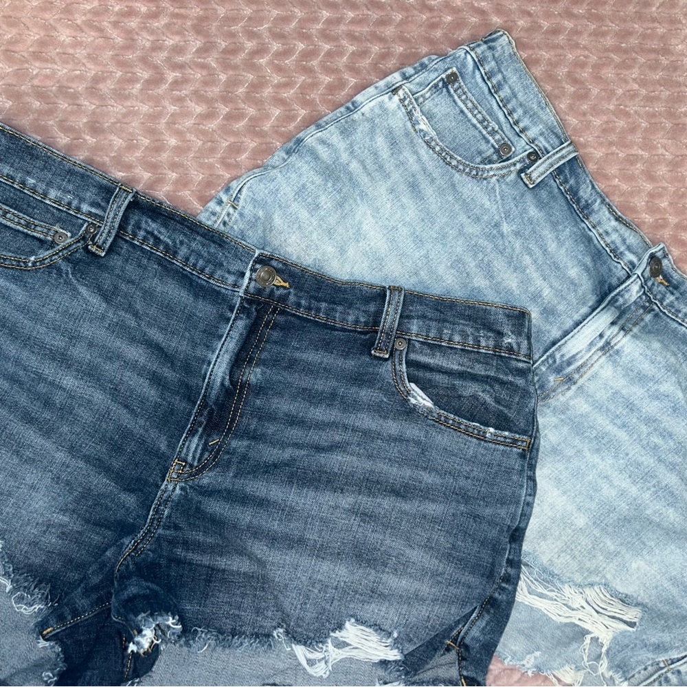 Aerie Women's Dark and Light Blue Denim Shorts LOT OF 2!